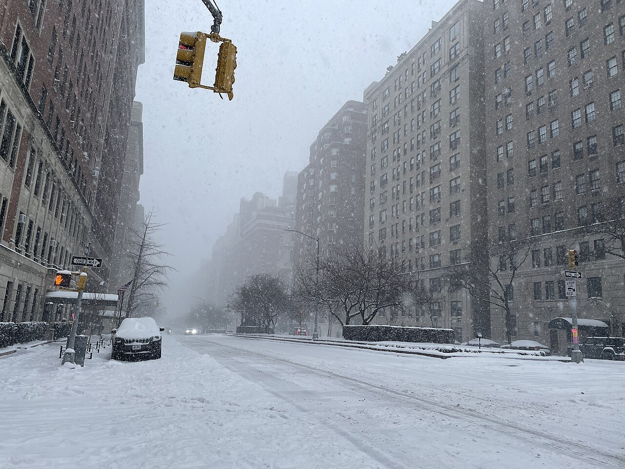 Park Avenue under falling snow in a January storm
