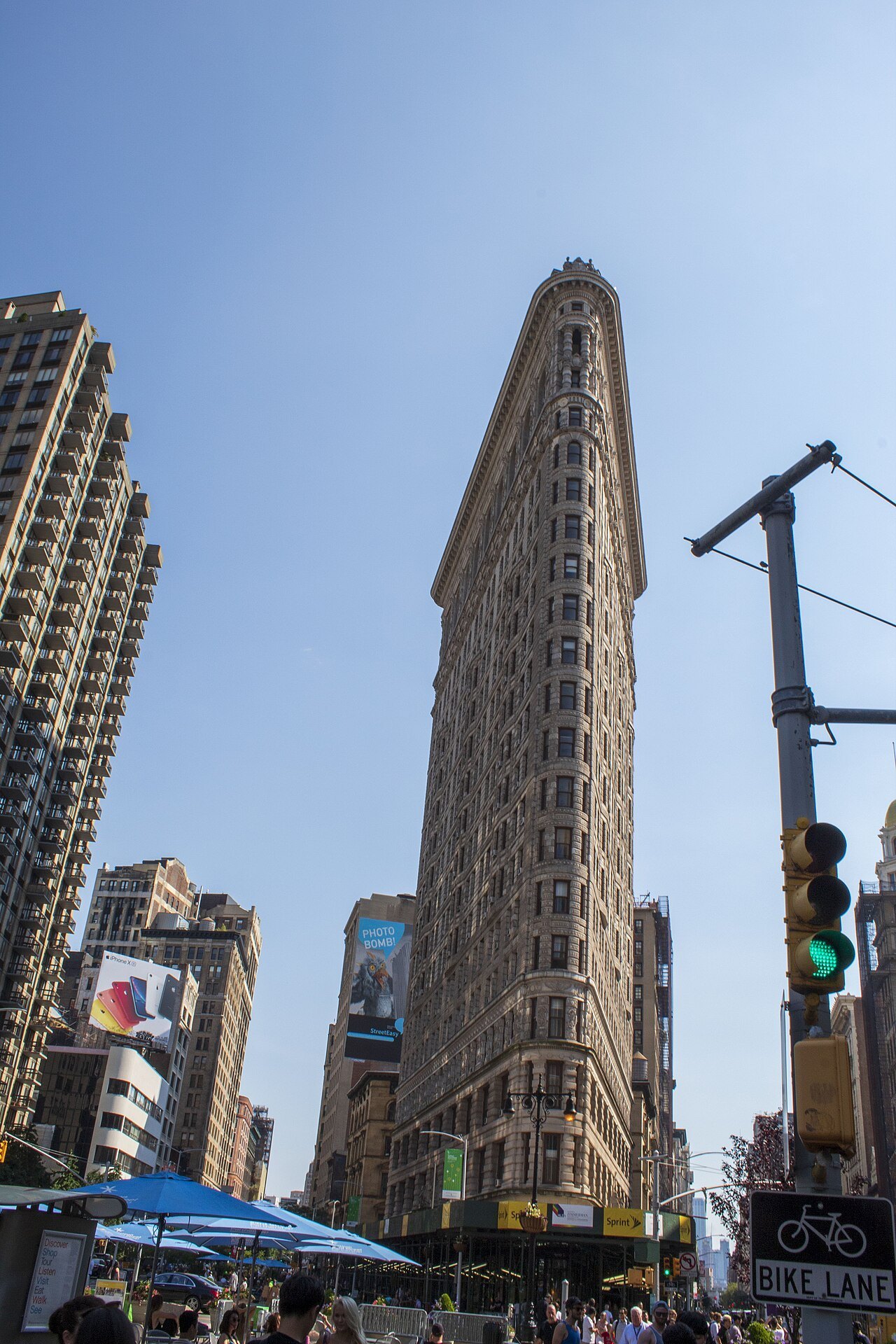 The Flatiron Building from the sidewalk at Madison Square