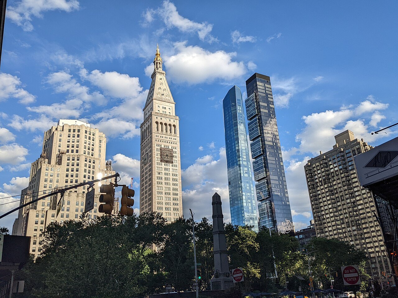 The Metropolitan Life Tower and new towers above Madison Square