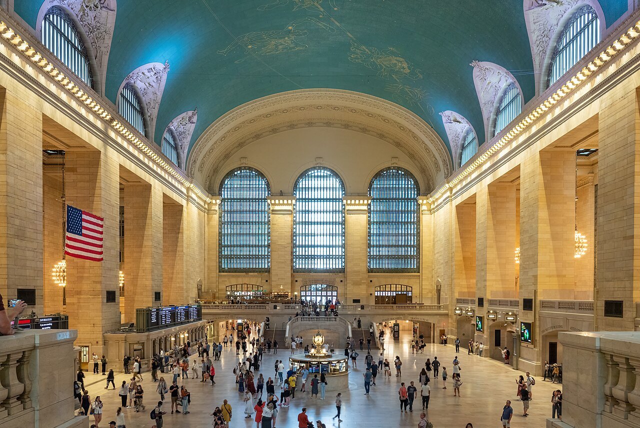 The Main Concourse from the balcony, with the clock at its center