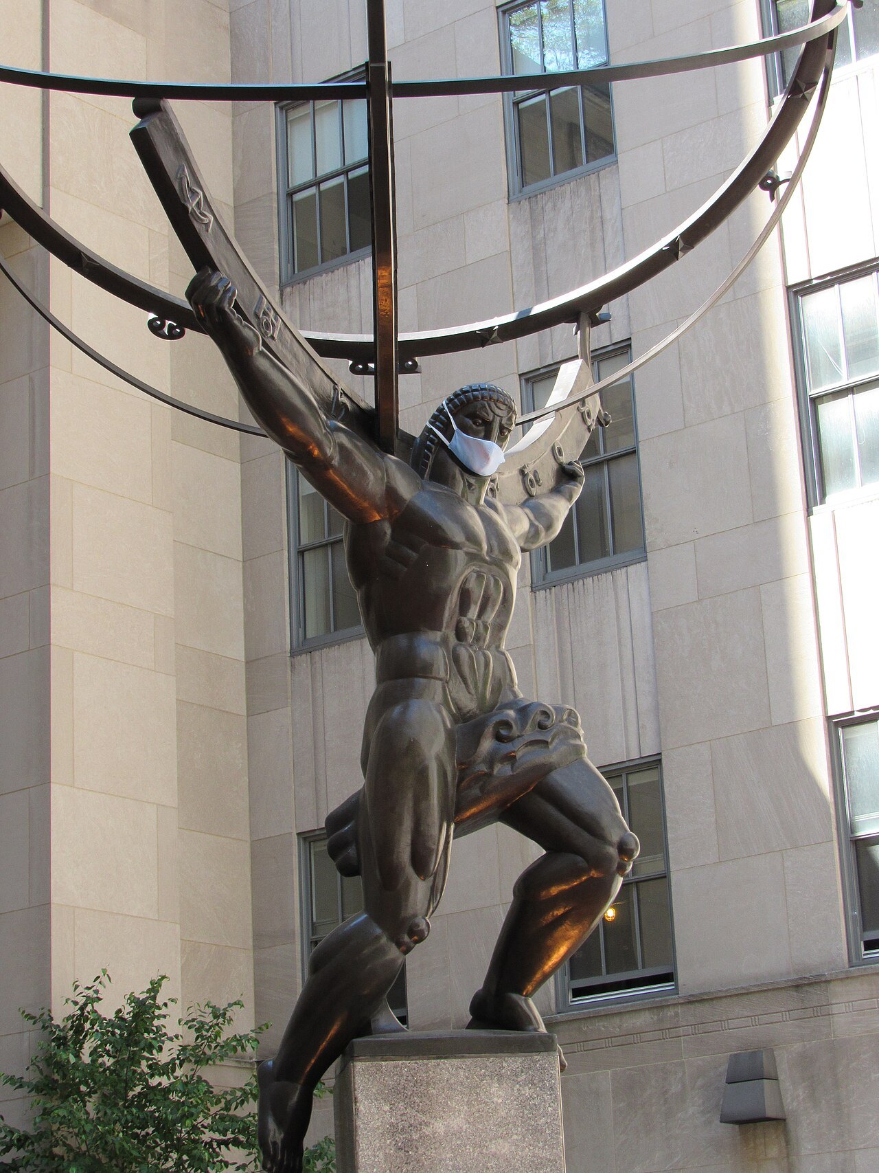 Lee Lawrie's bronze Atlas carrying the heavens outside the International Building