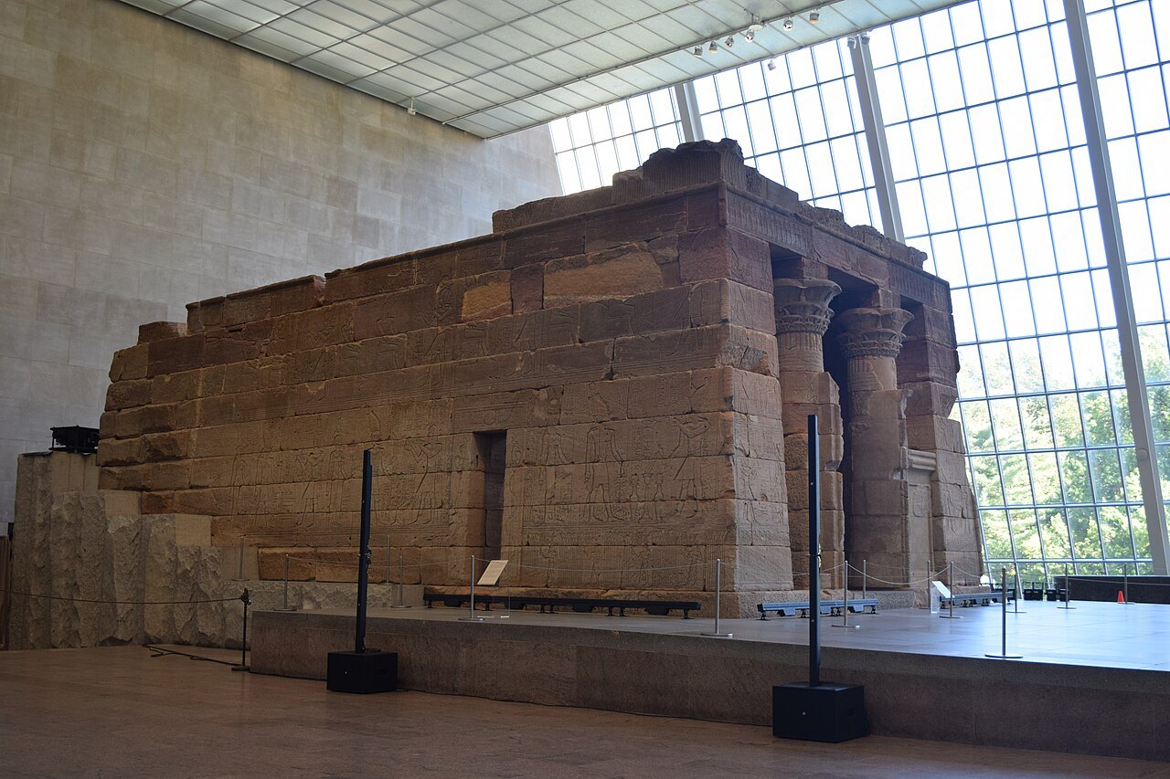 The Temple of Dendur in its glass-walled gallery, the park outside
